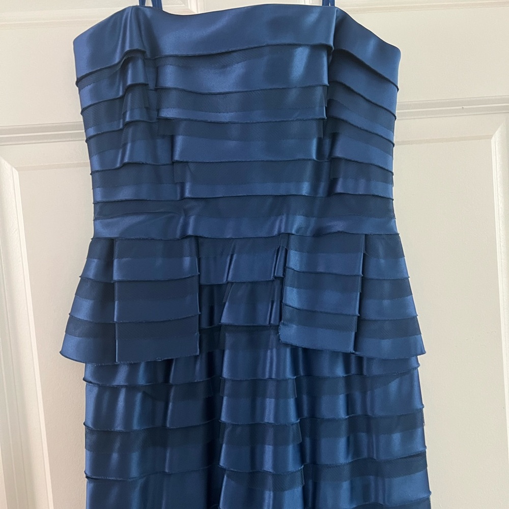 Strapless fitted BCBG MaxAzria dress